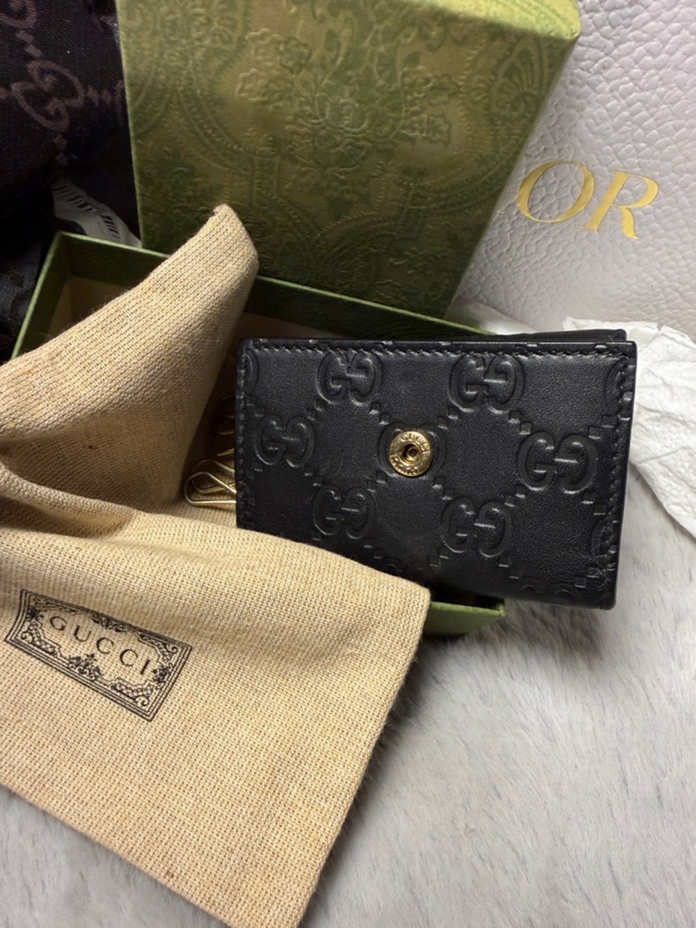 Gucci Black Embossed GG Card Case with Gold Interlocking G - Picture 9 of 10